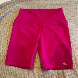 ALO pink biker shorts